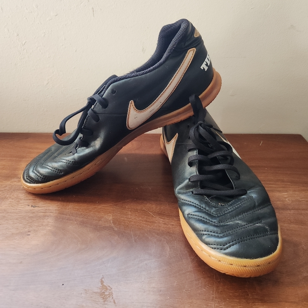 Nike Tiempox Black Tan Kids Indoor Soccer Shoes Sneakers 10